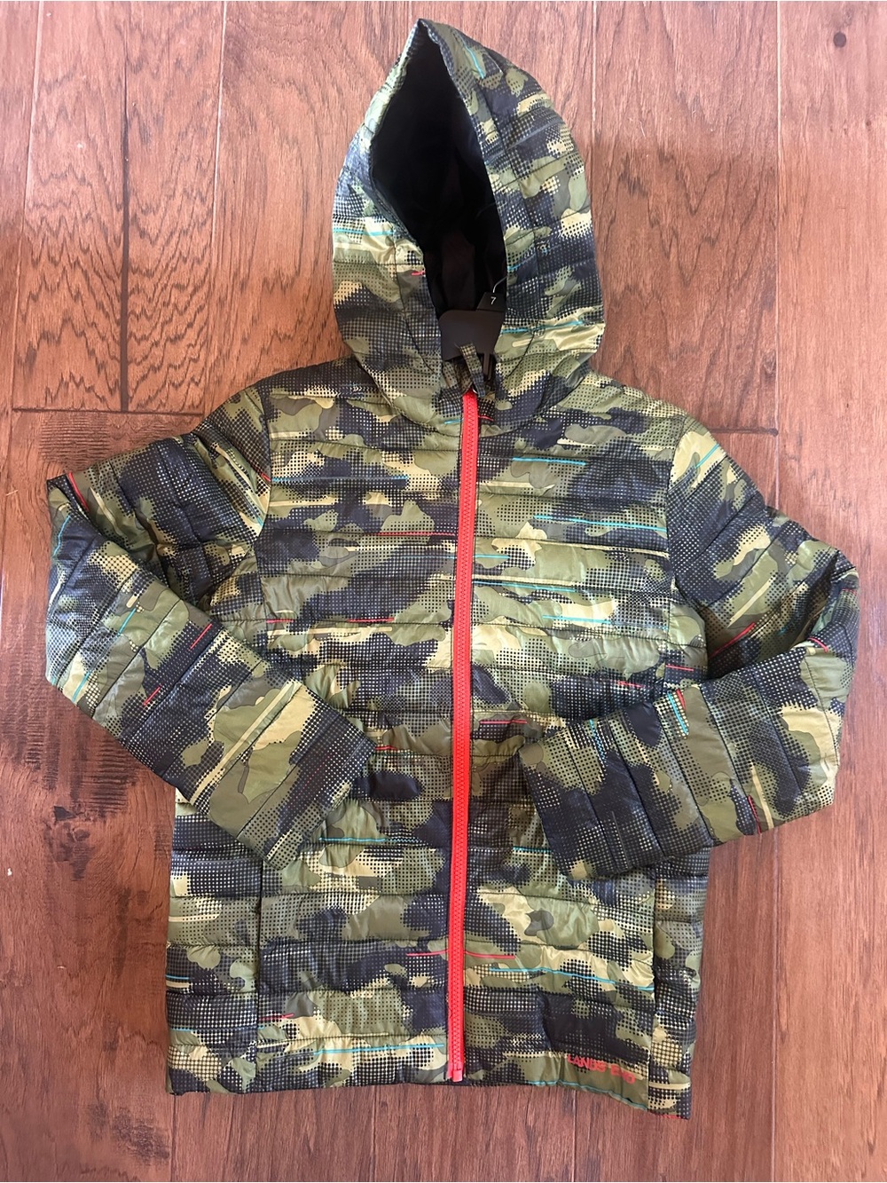 Lands’ End camo lightweight puffer YL 10/12